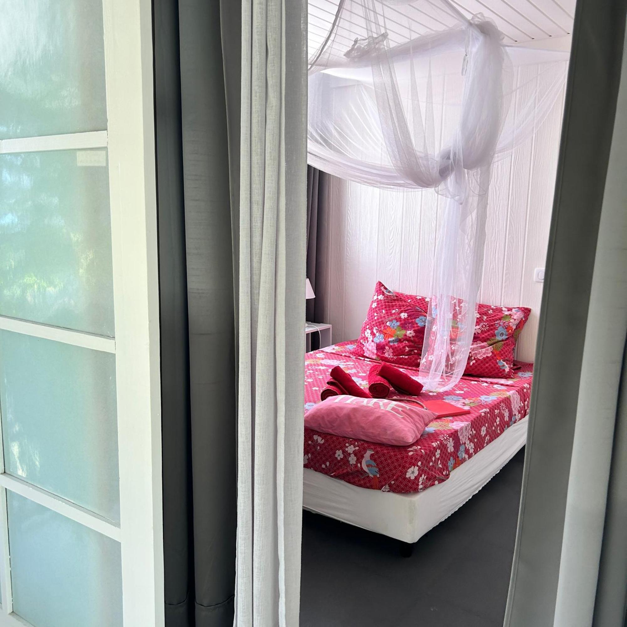 Le Fare Eco Bed & Breakfast Tiputa Dış mekan fotoğraf